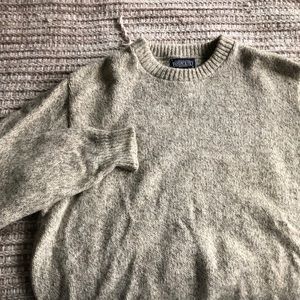 Lands End mens sweater, size XL
